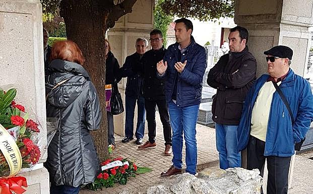 De la Rosa en el cementerio de San José