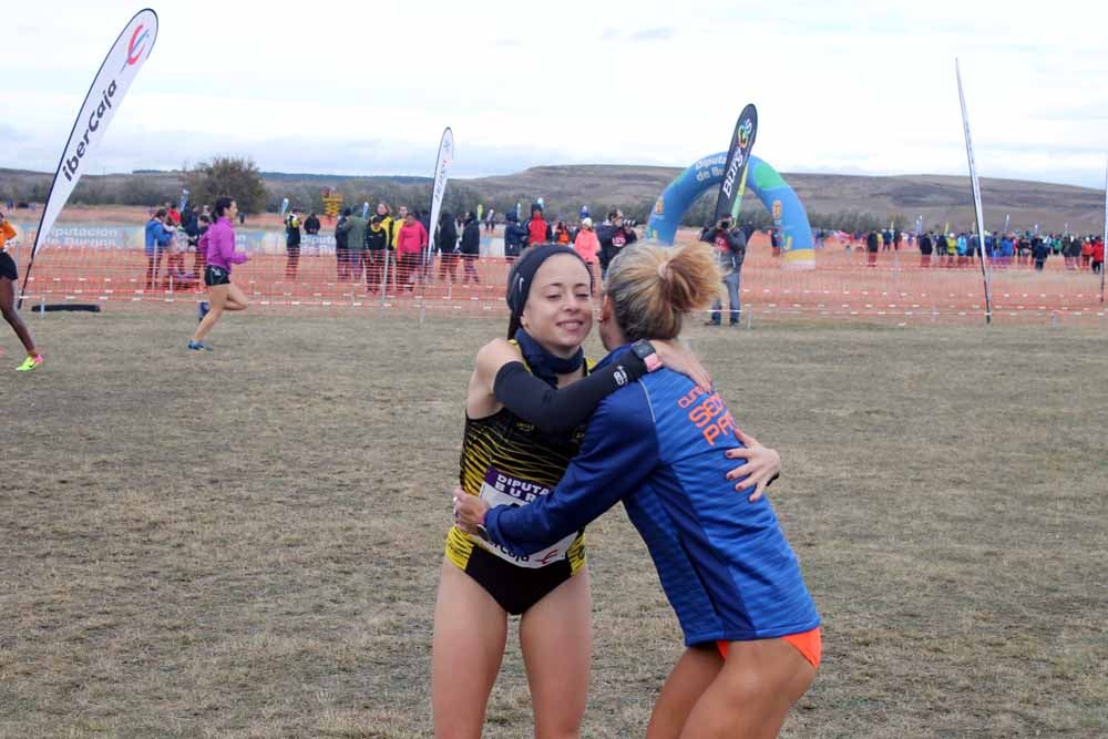 Fotos: Los mejores momentos de la carrera absoluta femenina