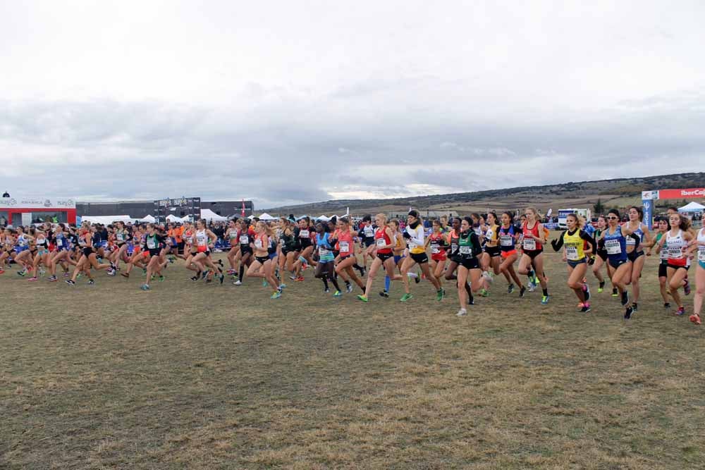 Fotos: Los mejores momentos de la carrera absoluta femenina