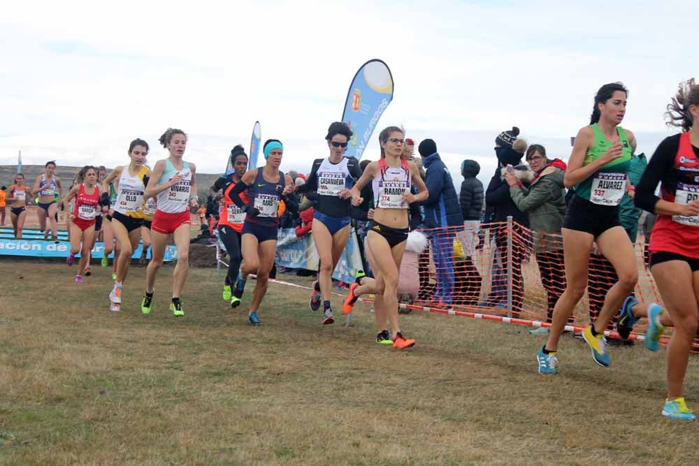 Fotos: Los mejores momentos de la carrera absoluta femenina