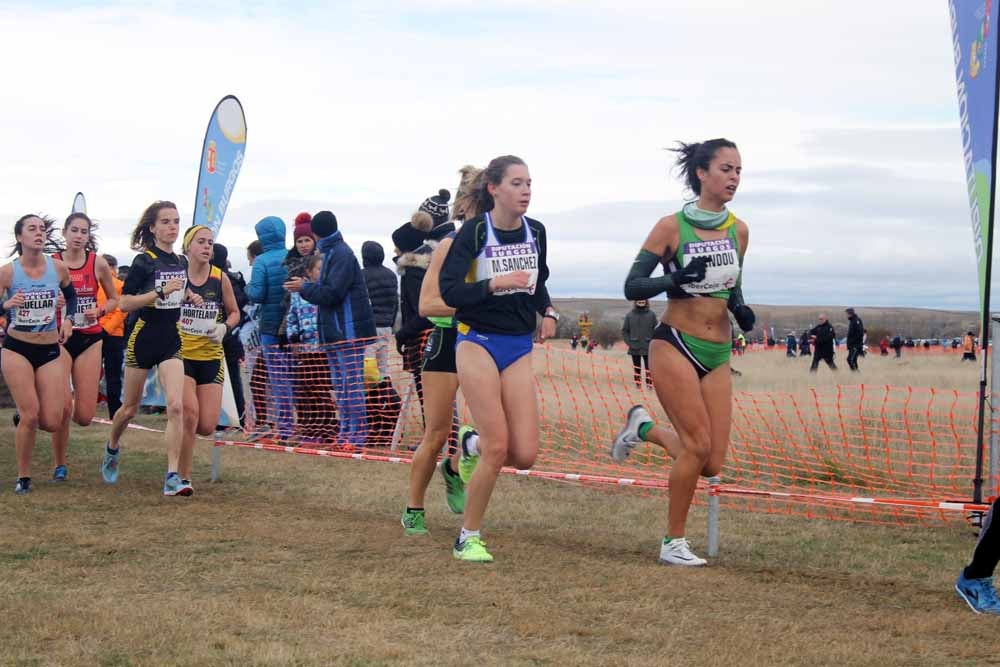 Fotos: Los mejores momentos de la carrera absoluta femenina