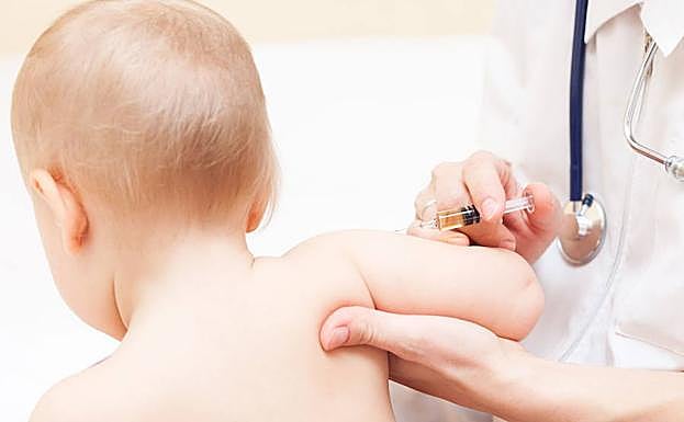 Polémica en Italia por un brote de sarampión provocado por los antivacunas