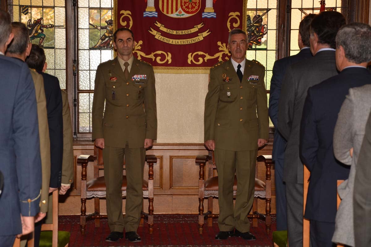 La Subdelegación de Defensa en Burgos reconoce la labor desarrollada en el último año durante un acto institucional.