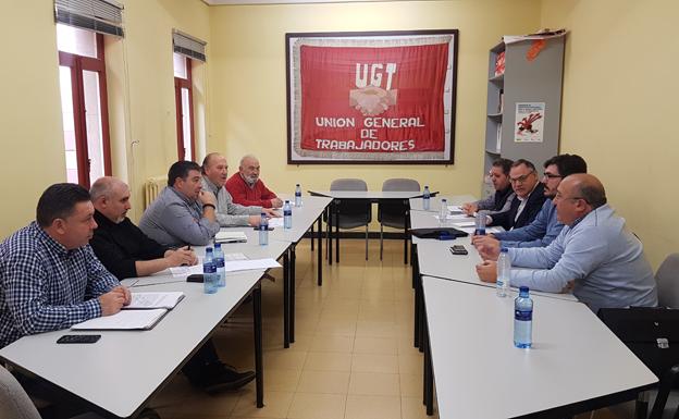 Reunión de representantes sindicales del sector vitivinícola. 