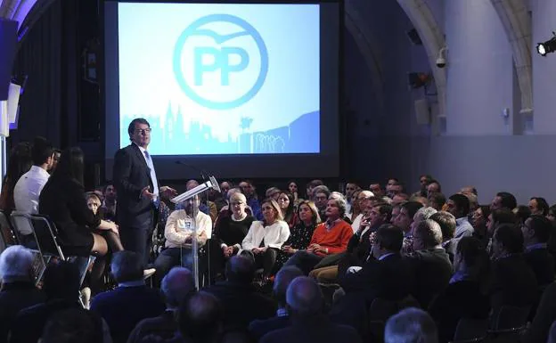 Mañueco ha clausurado la convención provincial del PP de Burgos