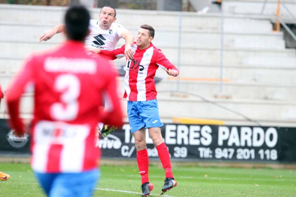 Fotos: Los mejores momentos del Burgos CF - CDA Navalcarnero