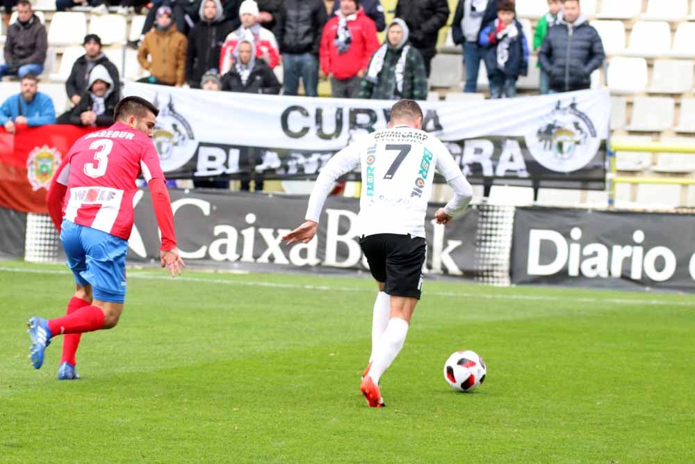 Fotos: Los mejores momentos del Burgos CF - CDA Navalcarnero