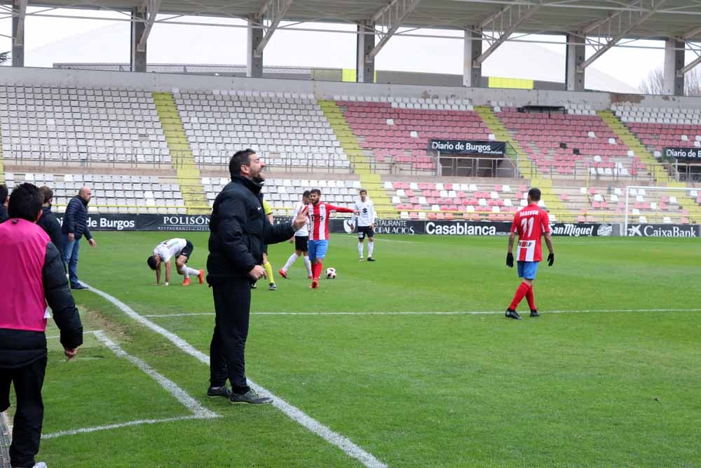 Fotos: Los mejores momentos del Burgos CF - CDA Navalcarnero