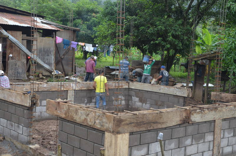 La ONG Amycos ha comenzado la ejecución de su proyecto de mejora de las condiciones de habitabilidad y de salud de familias vulnerables en la comunidad indígena de La Lima - Los Limones en Nicaragua.