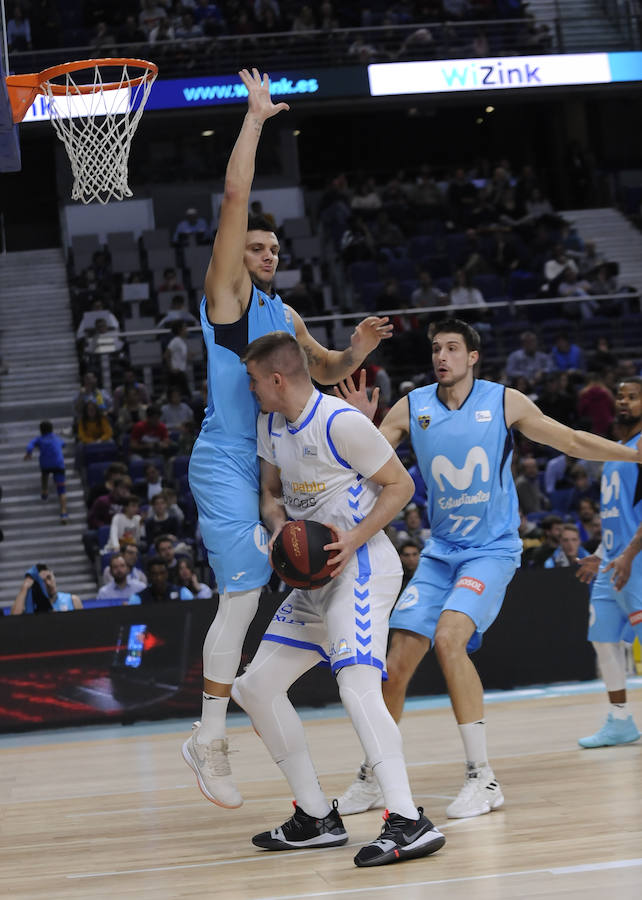 Un resumen en imágenes del partido que ha enfrentado hoy al Movistar Estudiantes y el San Pablo Burgos en el Wizink Center de Madrid.