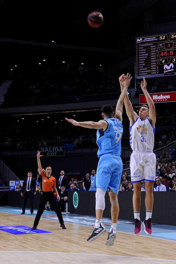 Un resumen en imágenes del partido que ha enfrentado hoy al Movistar Estudiantes y el San Pablo Burgos en el Wizink Center de Madrid.