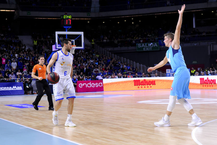 Un resumen en imágenes del partido que ha enfrentado hoy al Movistar Estudiantes y el San Pablo Burgos en el Wizink Center de Madrid.