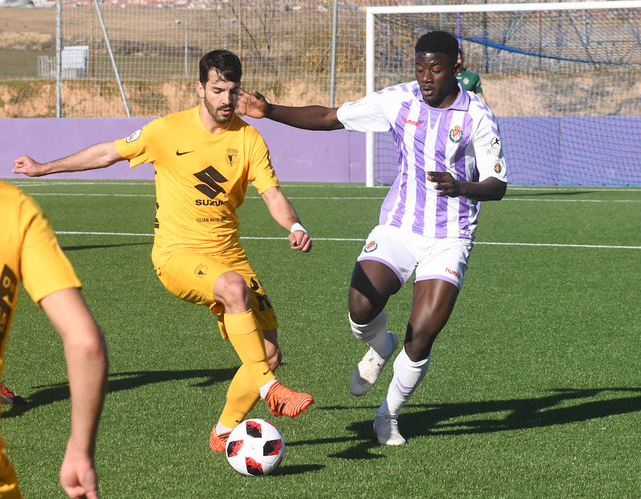 Imágenes de la derrota del Burgos CF frente al Real Valladolid B.