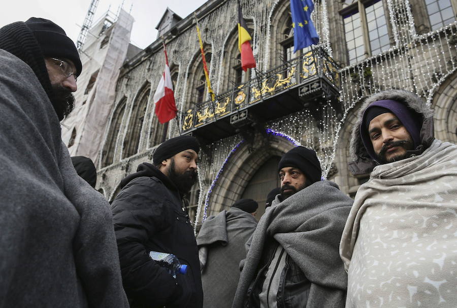 Demandantes de asilo afganos en Bélgica. 