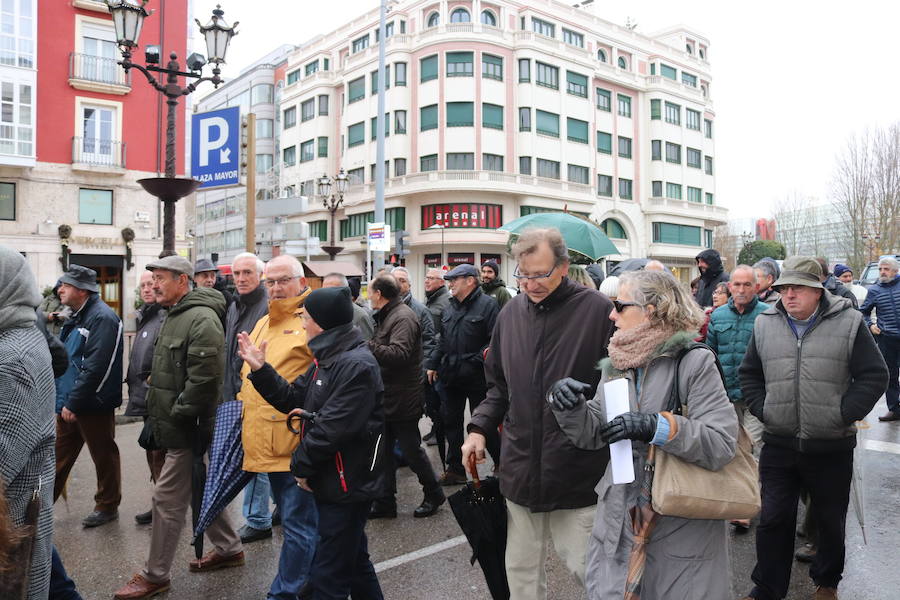 Fotos: Manifestación por unas pensiones dignas de la Coordinadora Estatal en Defensa del Sistema Público de Pensiones en Burgos