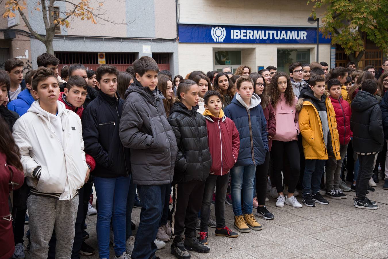 Concentración en el colegio Amor de Dios de Zamora.