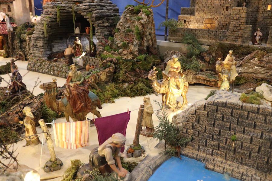 Fotos: El belen de la Iglesia San Martín de Porres, en imágenes