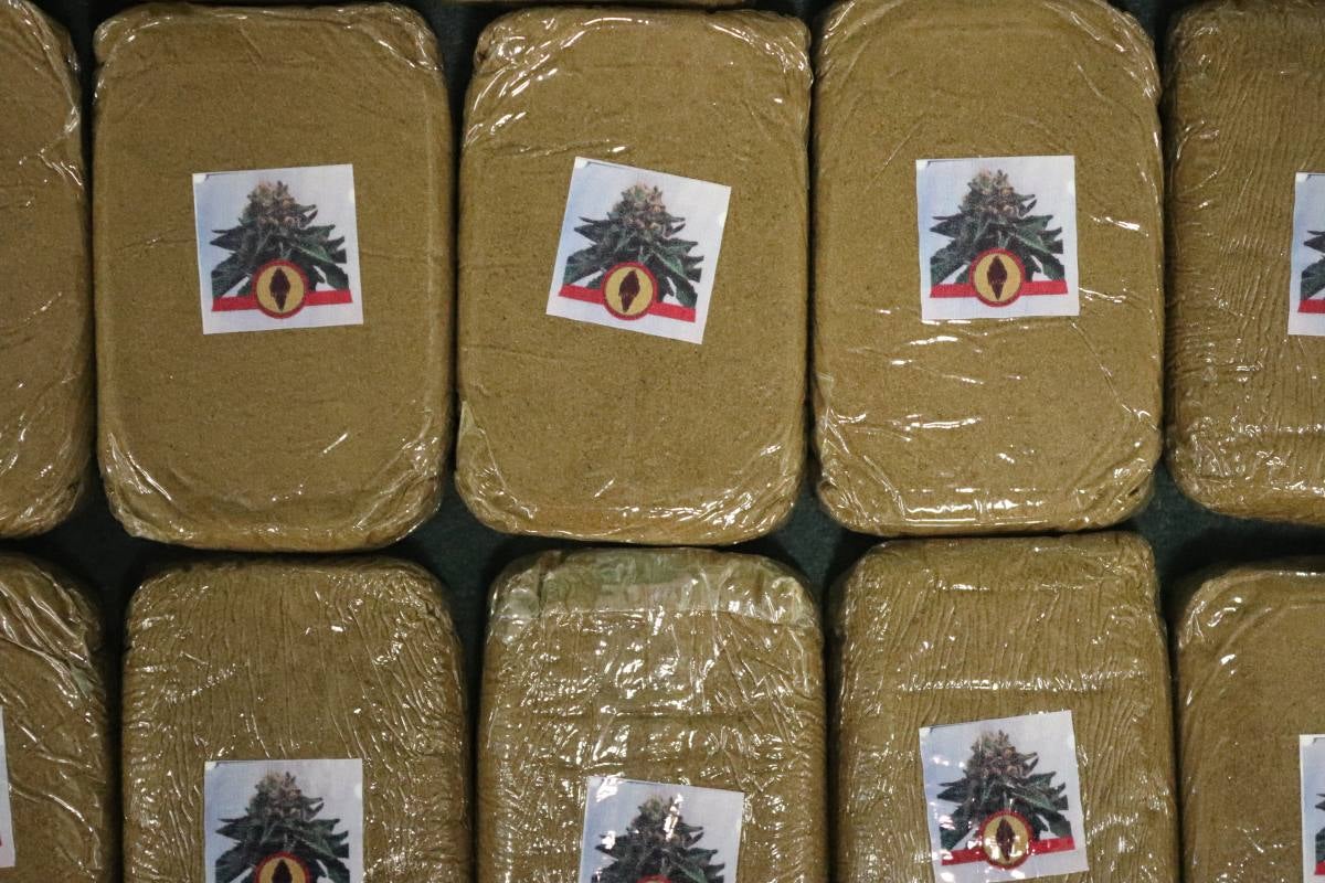 Un control de Tráfico en la A-1 desemboca en una operación antidroga.