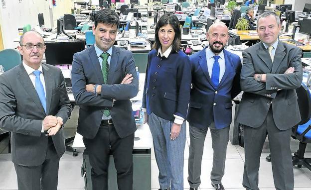 Los ponentes: Pedro Pisonero (Iberaval), Manuel Rubio (Unicaja), Rocío Arroyo (Amadix), Pedro Paz (ICE), Roberto Bravo (Pallet Trama). 