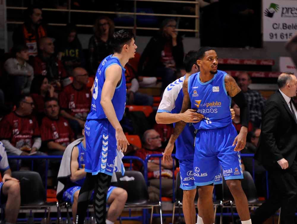 Fotos: El San Pablo Burgos consigue su primera victoria a domicilio