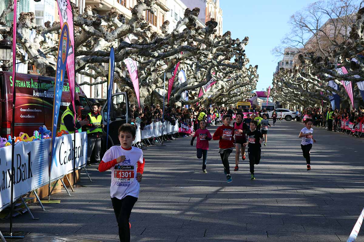 Cientos de niños han participado en la última mañana del año en la XXIX San Silvestre Cidiana