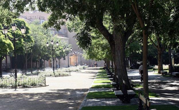 Paseo del salón, lugar de la pelea y del incidente.