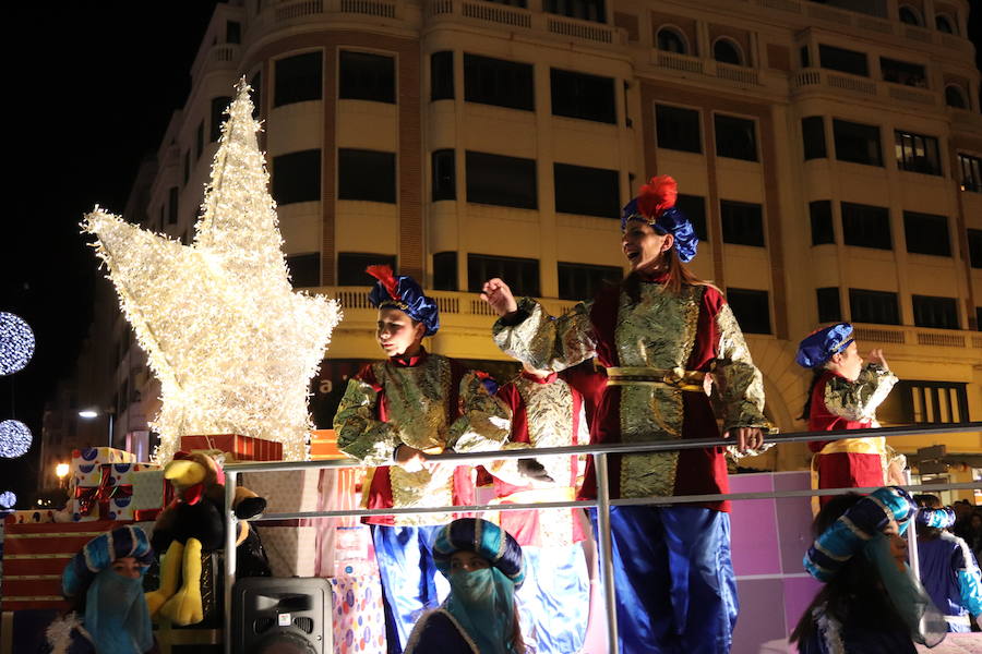 Fotos: La Cabalgata de Reyes de Burgos, en imágenes