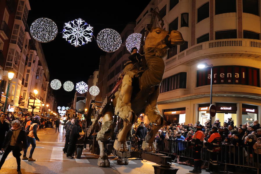 Fotos: La Cabalgata de Reyes de Burgos, en imágenes