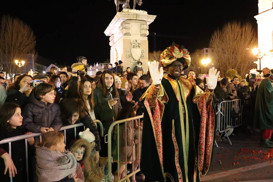 Fotos: La Cabalgata de Reyes de Burgos, en imágenes