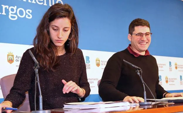 Blanca Guinea y Raúl Salinero, concejales no adscritos en el Ayuntamiento de Burgos vinculados a Podemos.