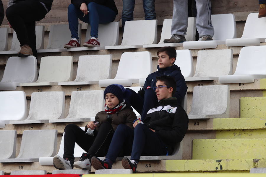 Los burgalesistas han disfrutado de la victoria de su equipo por dos goles a cero frente a la Ponferradina.