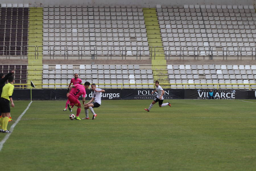 El Burgos CF ha ganado 2-0 a la Ponferradina en el estadio municipal de EL Plantío con goles de Chevi y Andrés