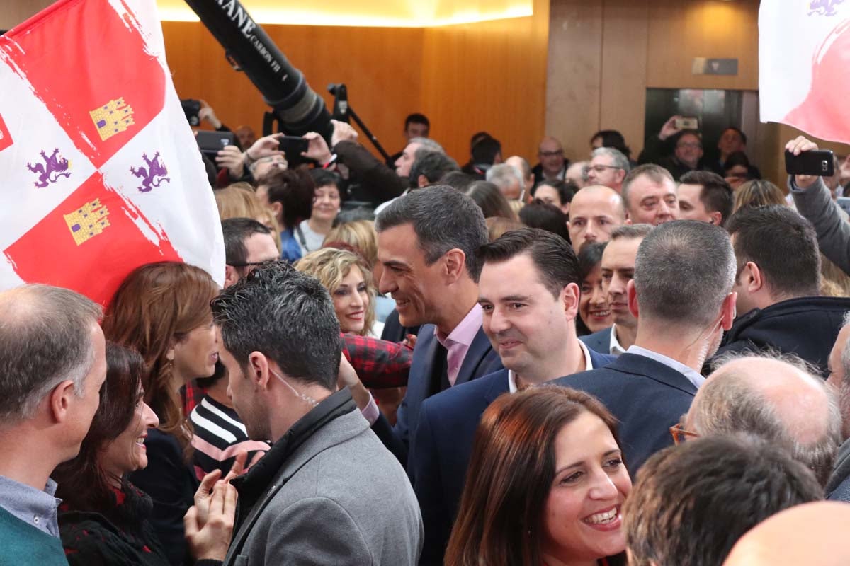 El presidente del Gobierno, Pedro Sánchez, participa en la presentación de la candidatura oficial de Luis Tudanca a la Presidencia de la Junta.