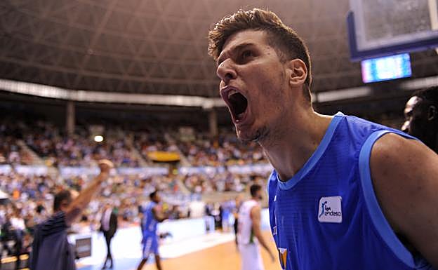 Goran Huskic es uno de los jugadores más queridos por la afición