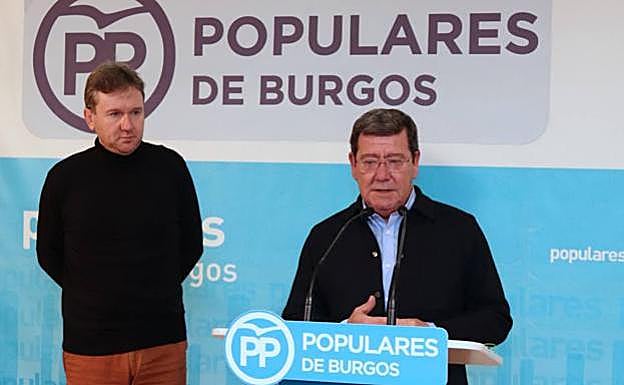 Javier Lacalle, izquierda, y César Rico encabezan la presentación burgalesa. 