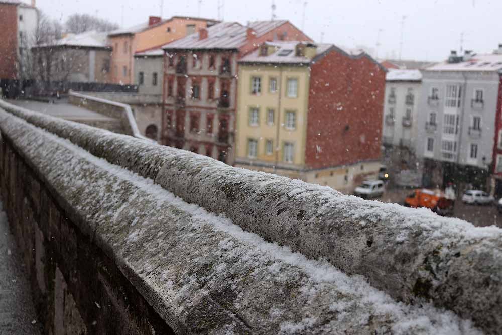 Fotos: Llegan los primeros copos de nieve a Burgos