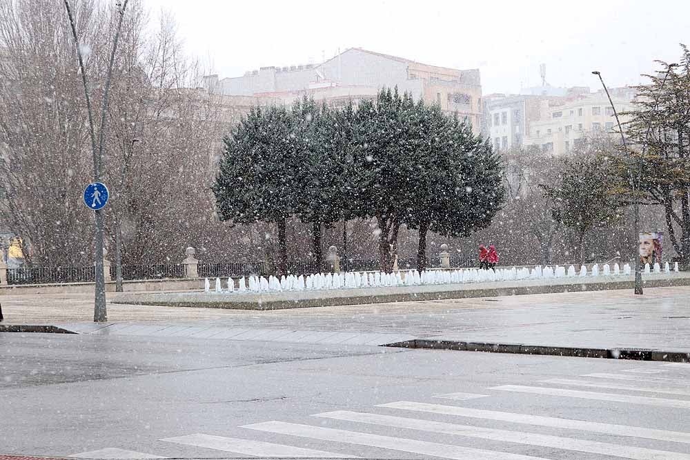 Fotos: Llegan los primeros copos de nieve a Burgos