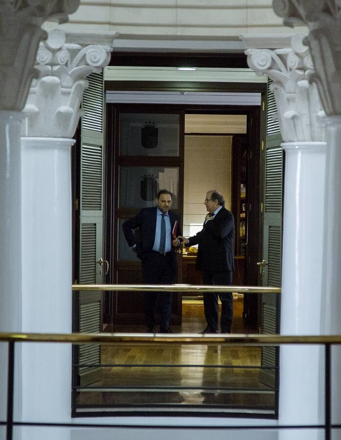 José Luis Ábalos se ha entrevistado hoy con el presidente de la Junta de Castilla y León para analizar el mapa de las infraestructuras de la Comunidad