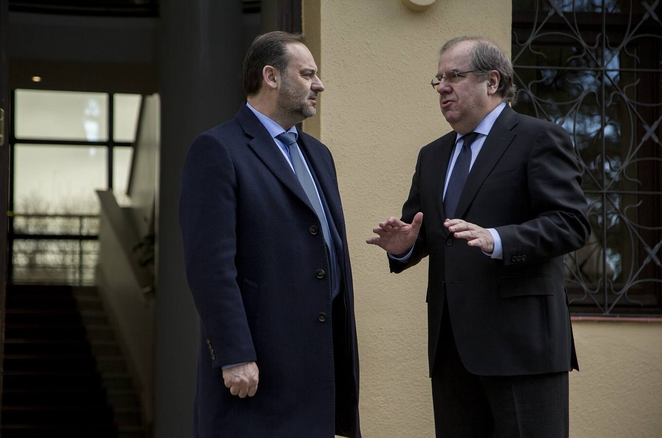 José Luis Ábalos se ha entrevistado hoy con el presidente de la Junta de Castilla y León para analizar el mapa de las infraestructuras de la Comunidad