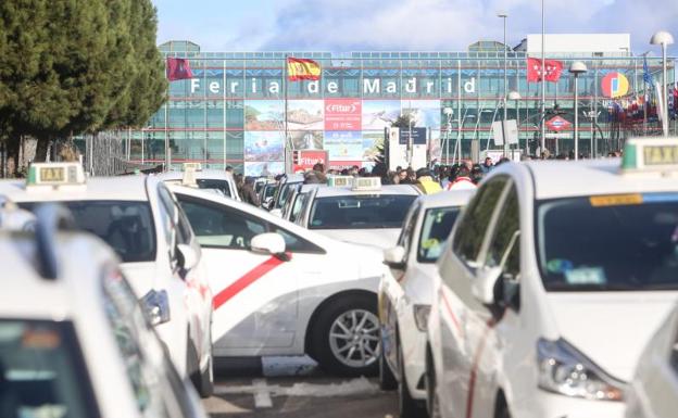 ¿Qué piden los taxistas?