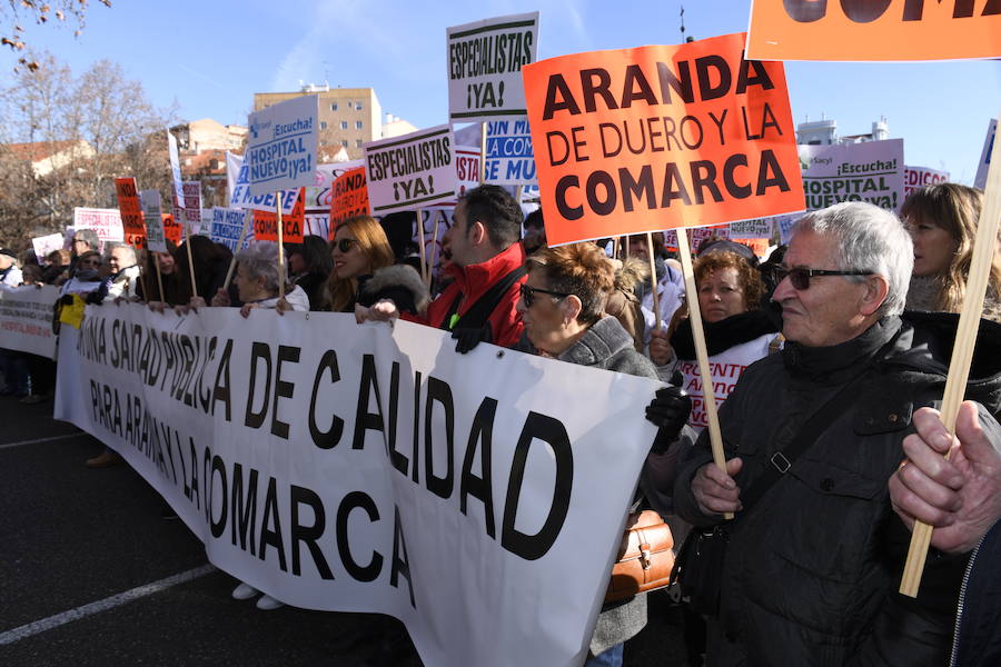 Fotos: Manifestación en Valladolid en defensa de la sanidad pública de Castilla y León