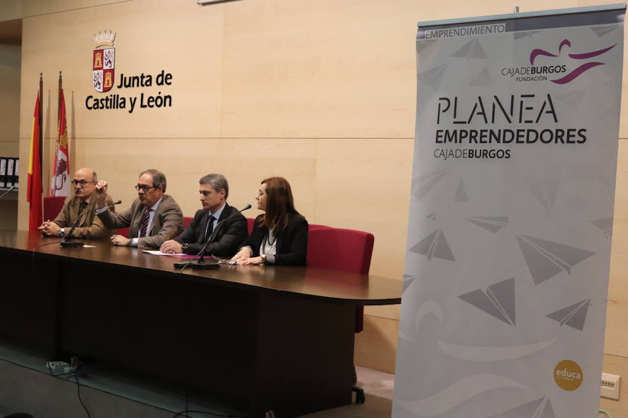 Fotos: Las Cooperativas escolares de Planea Emprededores ya ha registrado sus estatutos