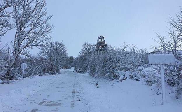 Imagen principal - Masa (arriba), Quintanar (izquierda) y Palacios de la SIerra (derecha)