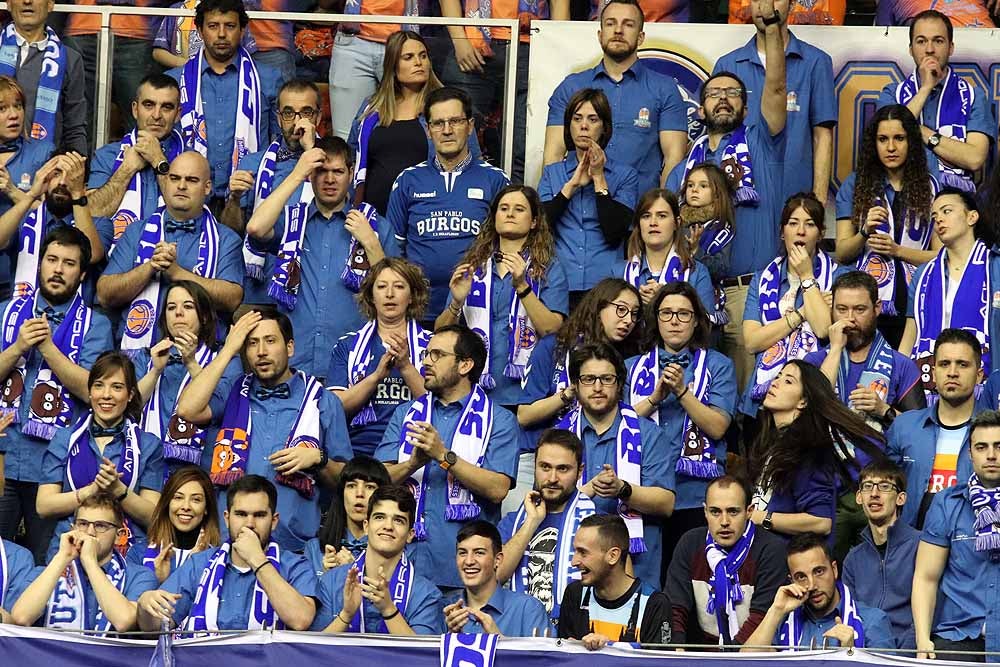 Fotos: Si has estado en el Coliseum viendo al San Pablo Burgos con el Guipuzcoa Basquet, búscate