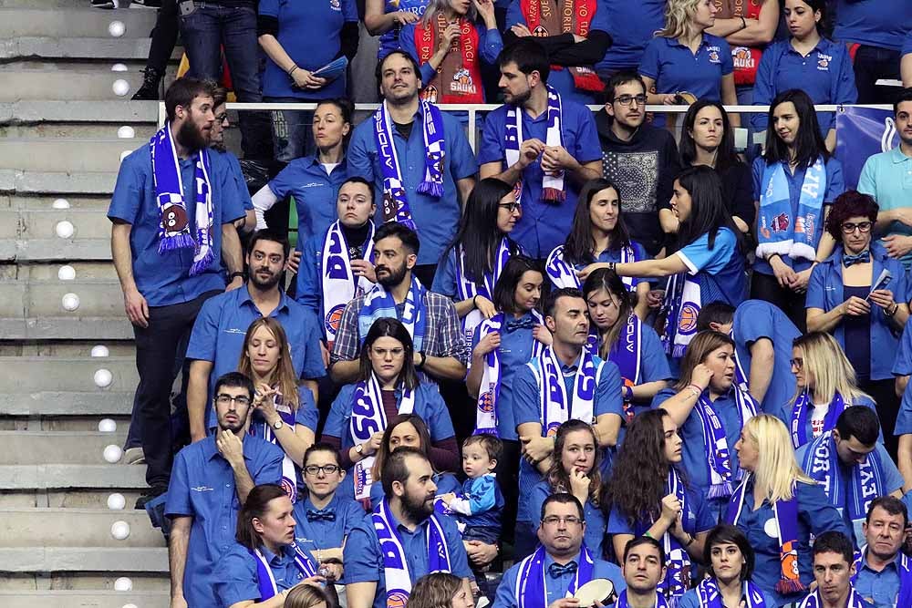 Fotos: Si has estado en el Coliseum viendo al San Pablo Burgos con el Guipuzcoa Basquet, búscate