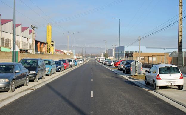 Imagen principal - Tras la calle Valle de Mena, la tercera fase se centrará en la calle Merindad de Montija