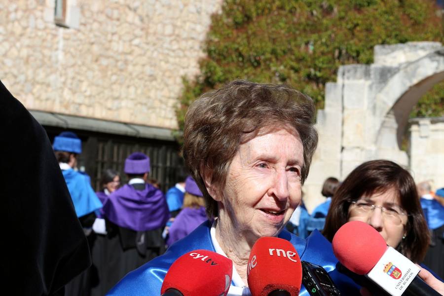 La Universidad de Burgos arranca los actos de conmemoración del 25 aniversario nombrando doctora 'Honoris Causa' a la científica Margarita Salas, durante los actos del Día del Doctor