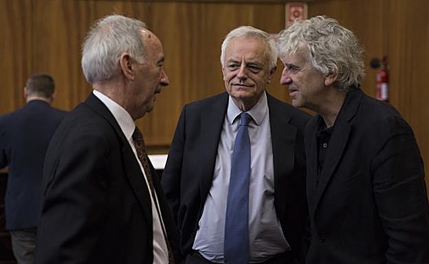 Fernando Tejerina, Gerardo Gutiérrez y Juan Luís Arsuaga.