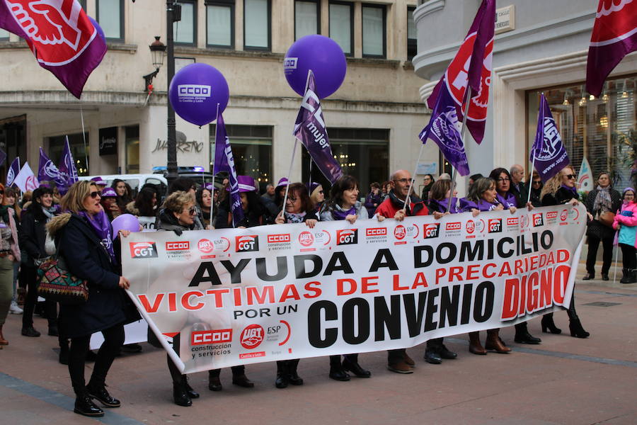 Las reivindicaciones del 8 de Marzo han movilizado, conjuntamente, a estudiantes y trabajadoras contra la discriminación laboral de las mujeres y el techo de cristal