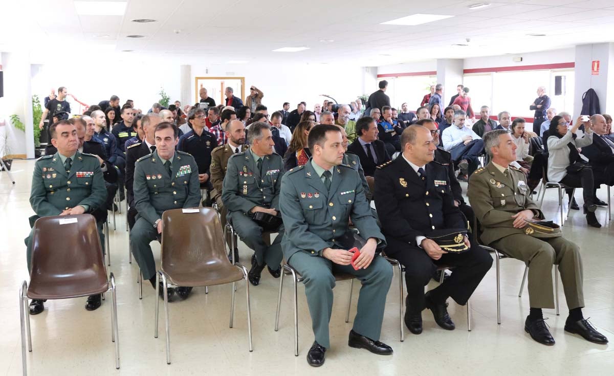 Los Bomberos han celebrado esta mañana la fiesta de su patrón, San Juan de Dios, con un acto oficial en el que han reconocido la labor de los bomberos con 25 años de servicio y de aquellos que se jubilaron recientemente